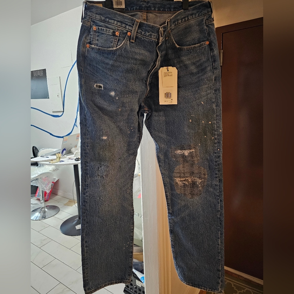 Levi's 501 Original distressed 38"x34" NWT